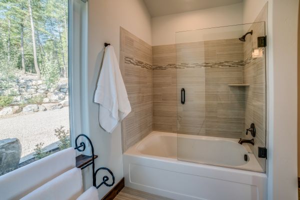 Bathroom Tub Installation in Kaysville